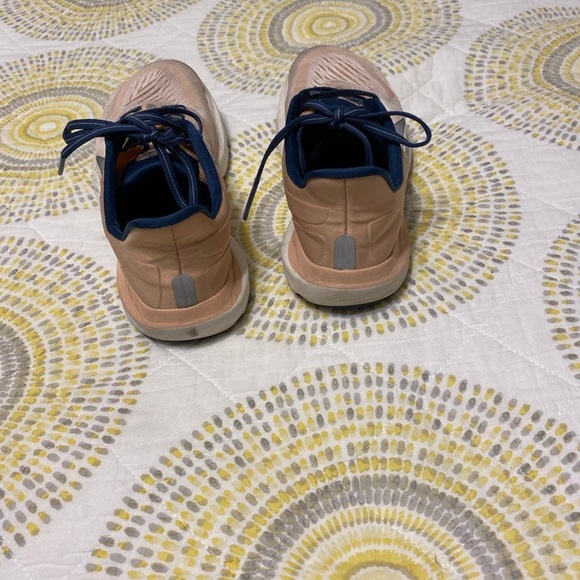 Altra Provision 6 - Picture 4 of 7